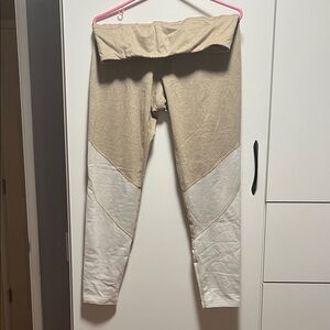 Old Navy Tan and White Leggings
